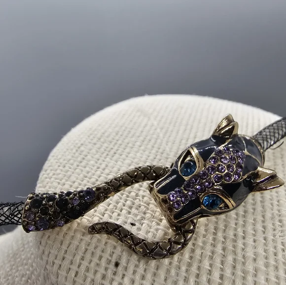 BETSEY JOHNSON SILVER CRYSTALS FILLED MESH TEAL PANTHER HEAD CHOKER NECKLACE - Picture 5 of 13